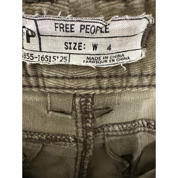 Free People Corduroy Motto Zippers Olive Green Ankle Pants Jeans size 4 - Picture 3 of 4